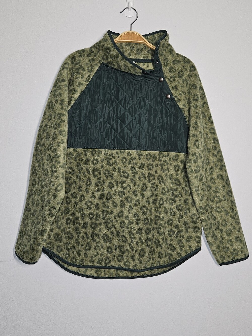 J Crew Animal Print Fleece Pullover,  Green, Sz M